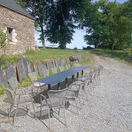 Gite Oust Au Lit Saint-Vincent-sur-Oust ภายนอก รูปภาพ